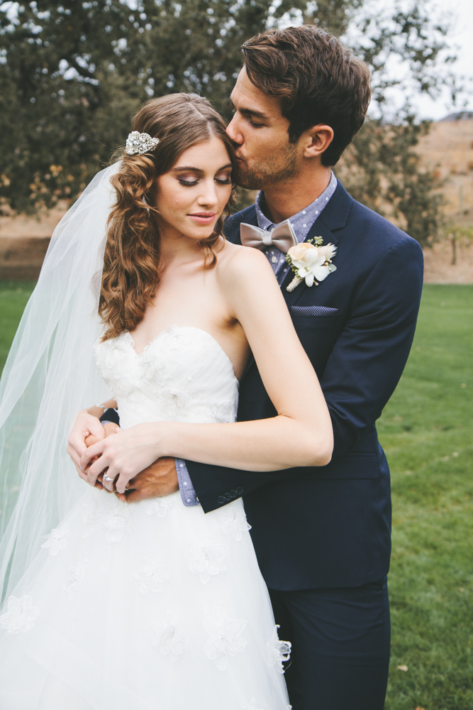 Rustic elegant styled wedding shoot, bride and groom portrait shot