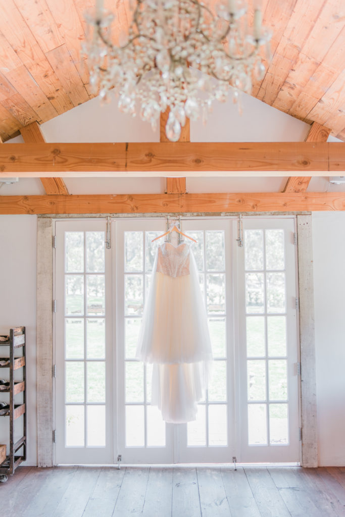 Elegant fall wedding at Triunfo Creek Vineyards, bridal gown