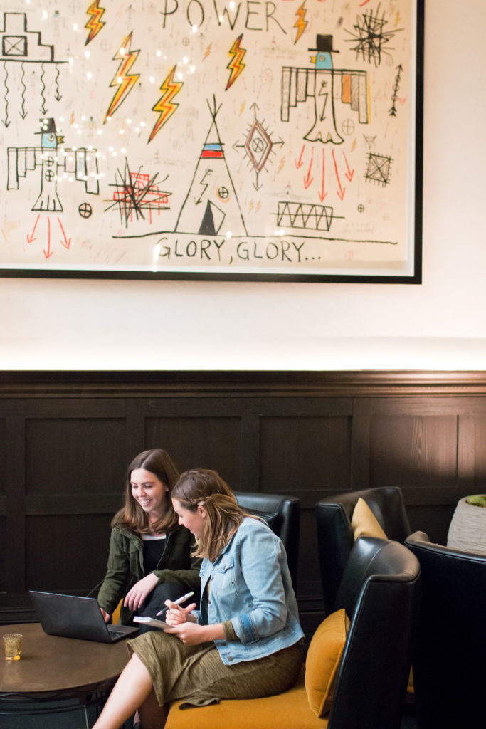 how to work as a team with other wedding vendors